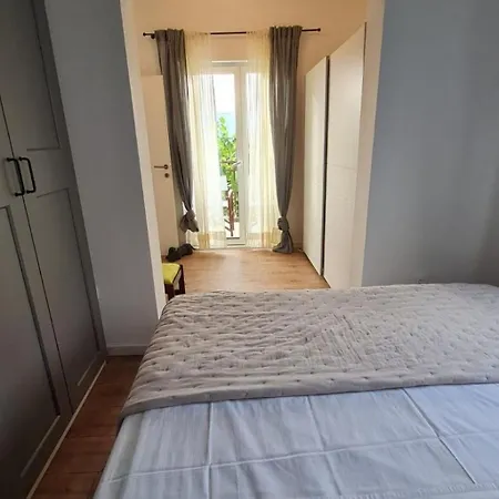 Meerblick-apartment Jasmine 2 In Strandnaehe By Interhome * Trogir